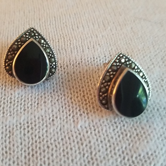 necklace and earring set - Picture 2 of 4